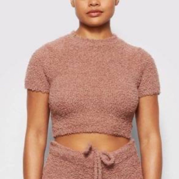 SKIMS Tops - NWT Skims Cozy Knit Cropped T Shirt